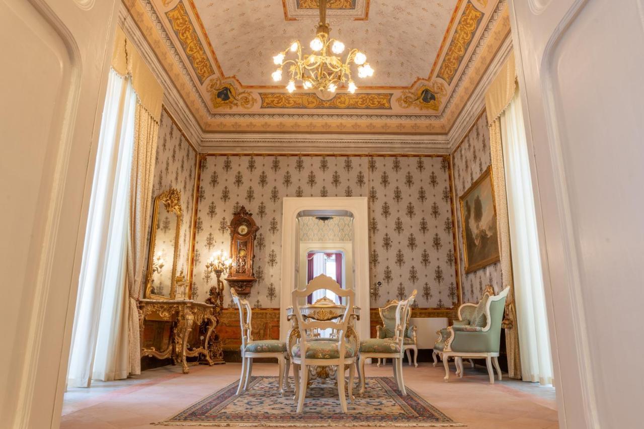 Il Cavaliere Al Borgo Antico Hotel Copertino Ngoại thất bức ảnh