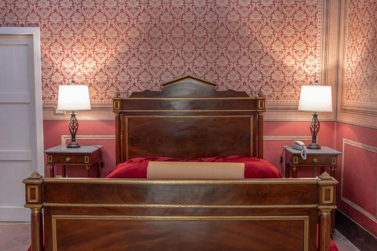 Il Cavaliere Al Borgo Antico Hotel Copertino Ngoại thất bức ảnh