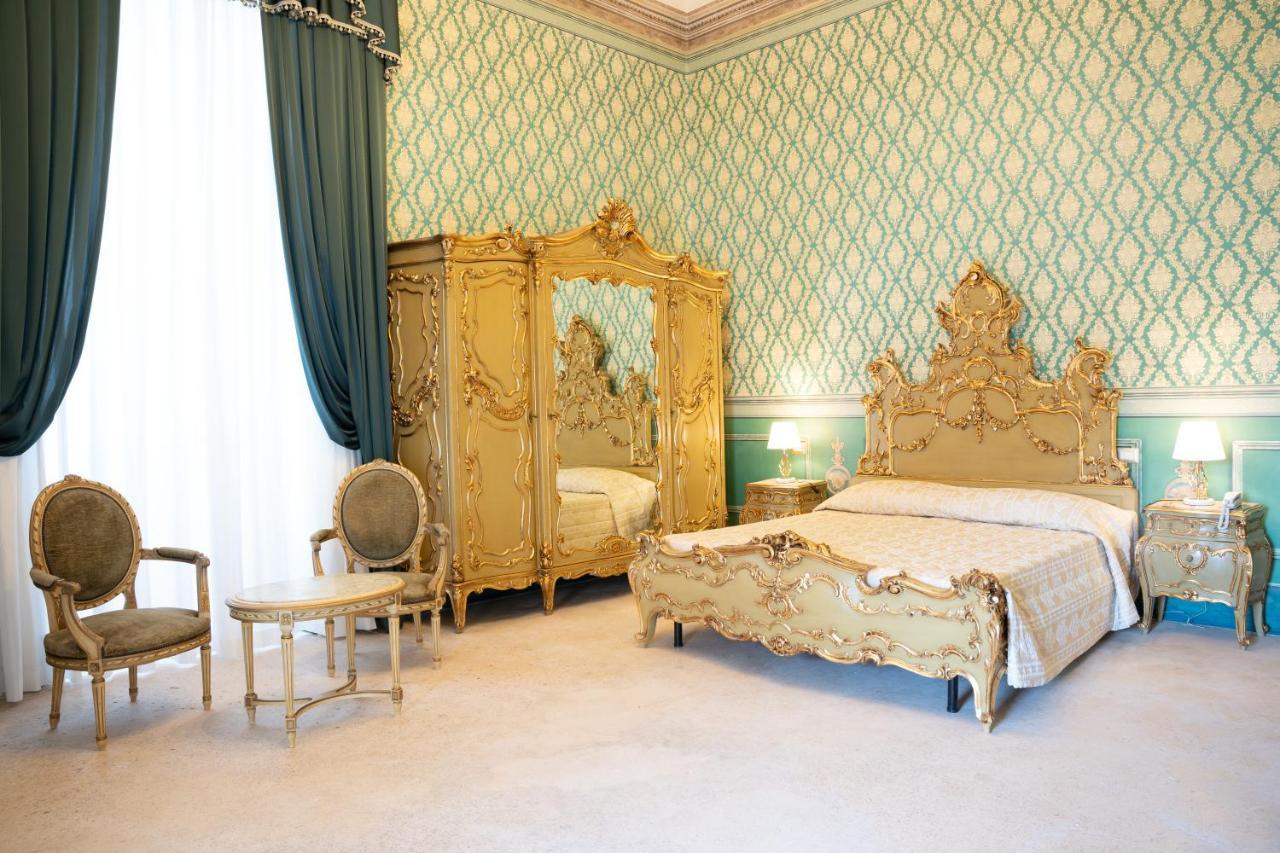 Il Cavaliere Al Borgo Antico Hotel Copertino Ngoại thất bức ảnh