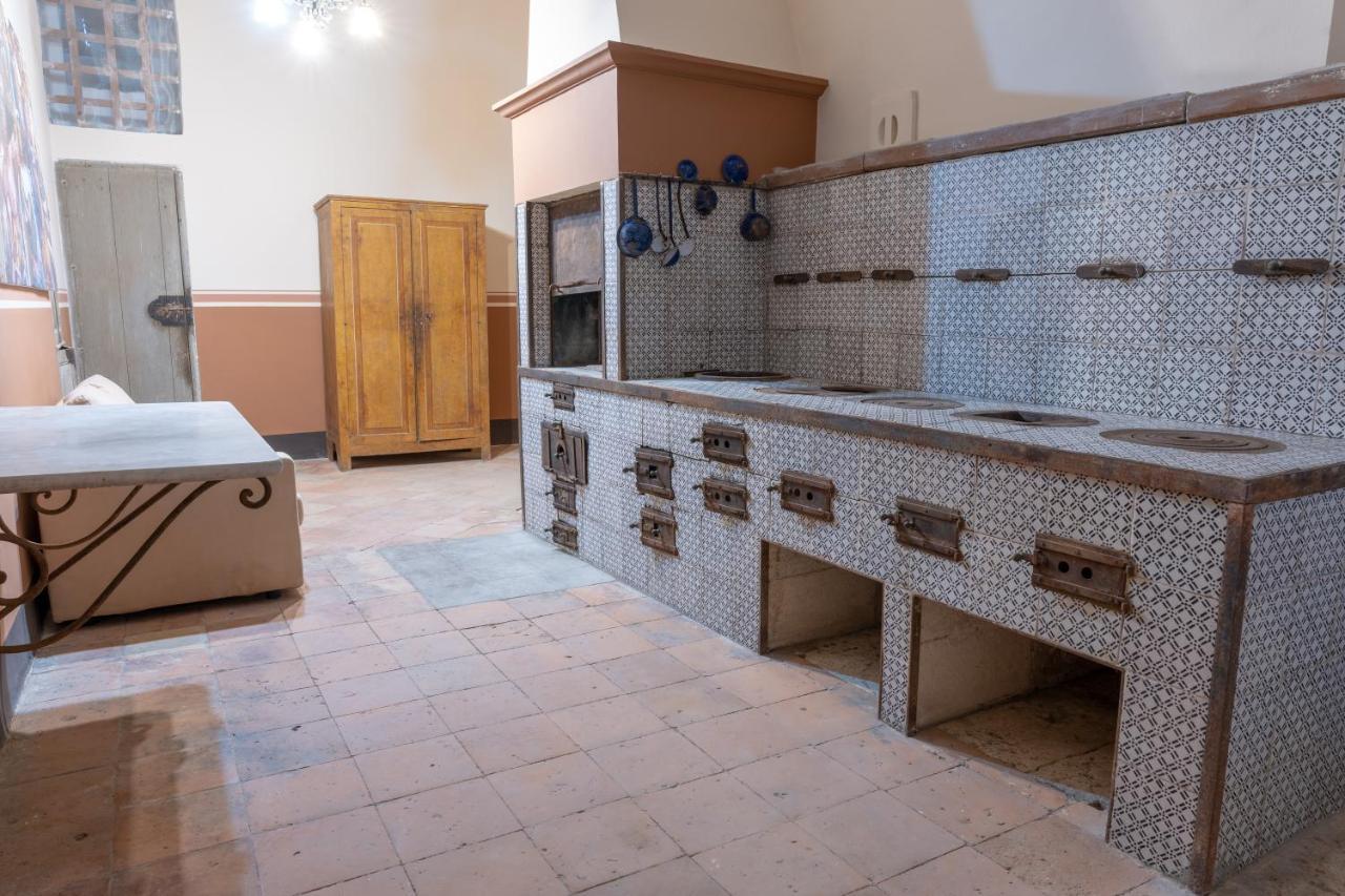 Il Cavaliere Al Borgo Antico Hotel Copertino Ngoại thất bức ảnh