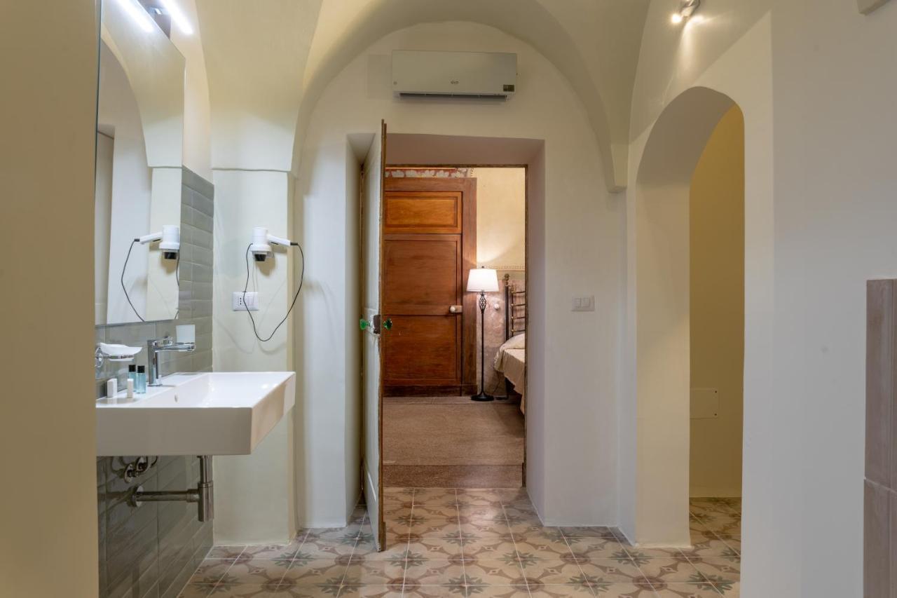 Il Cavaliere Al Borgo Antico Hotel Copertino Ngoại thất bức ảnh