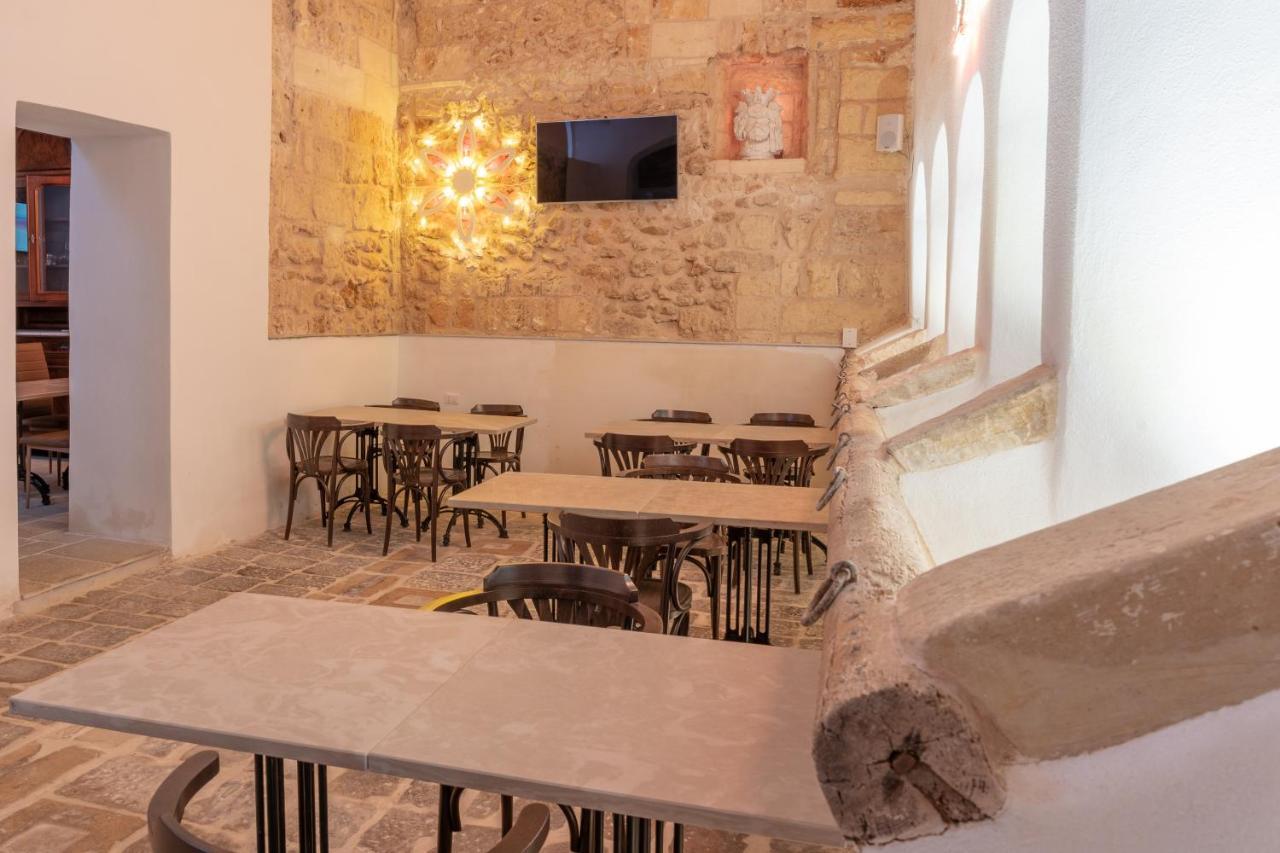 Il Cavaliere Al Borgo Antico Hotel Copertino Ngoại thất bức ảnh
