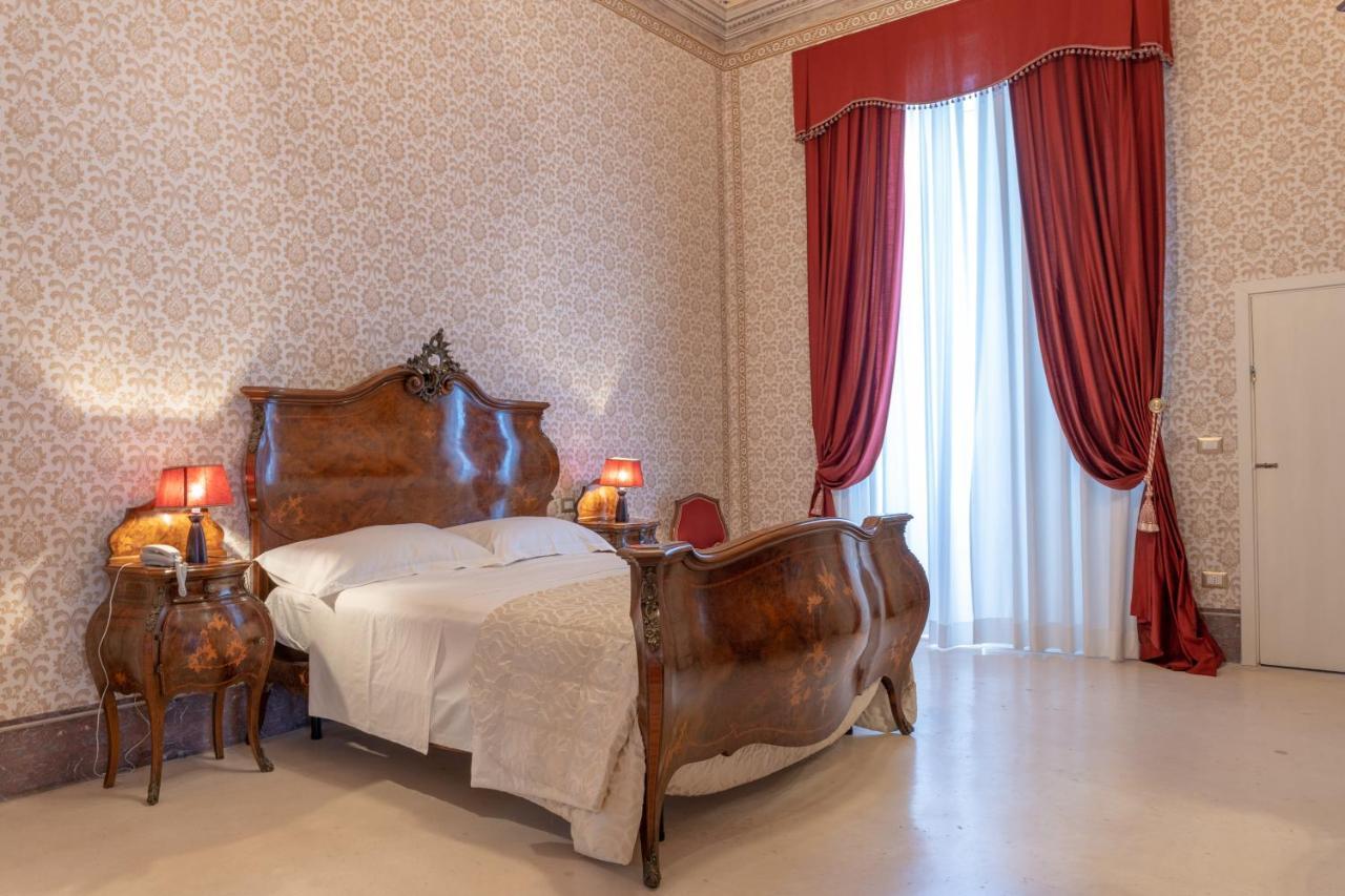 Il Cavaliere Al Borgo Antico Hotel Copertino Ngoại thất bức ảnh