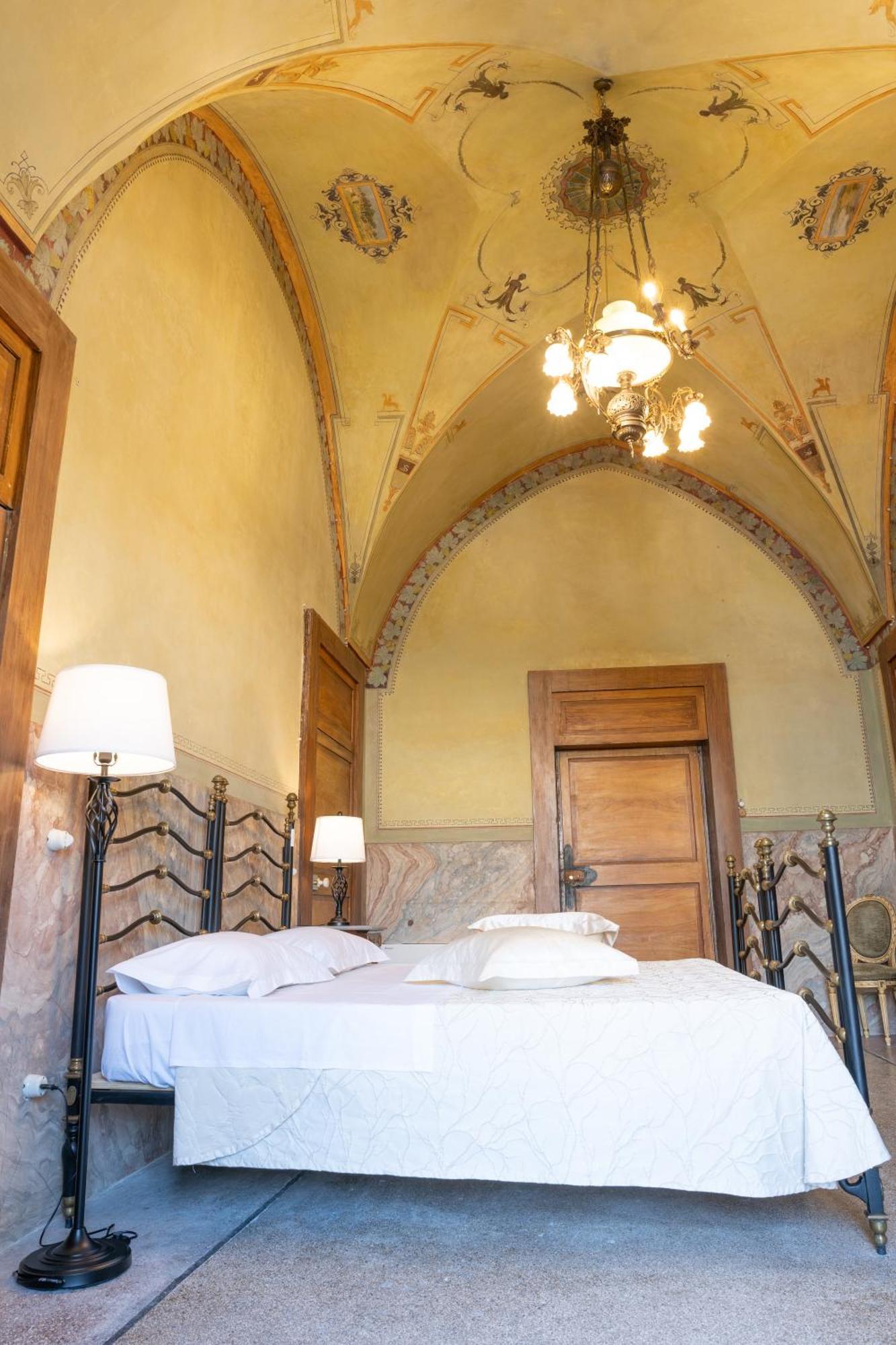 Il Cavaliere Al Borgo Antico Hotel Copertino Ngoại thất bức ảnh